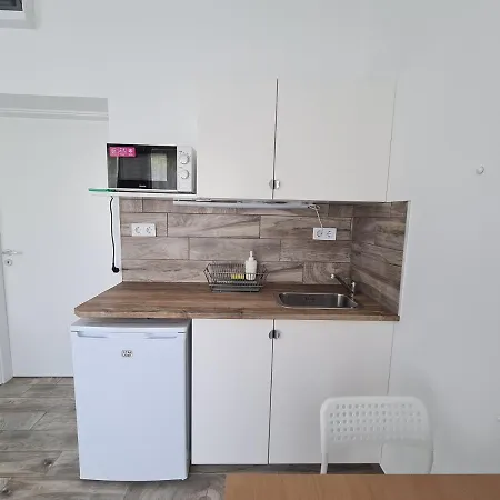 アパート Surman シオーフォク