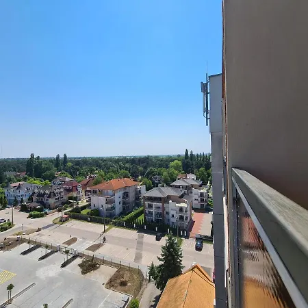 Surman アパート シオーフォク